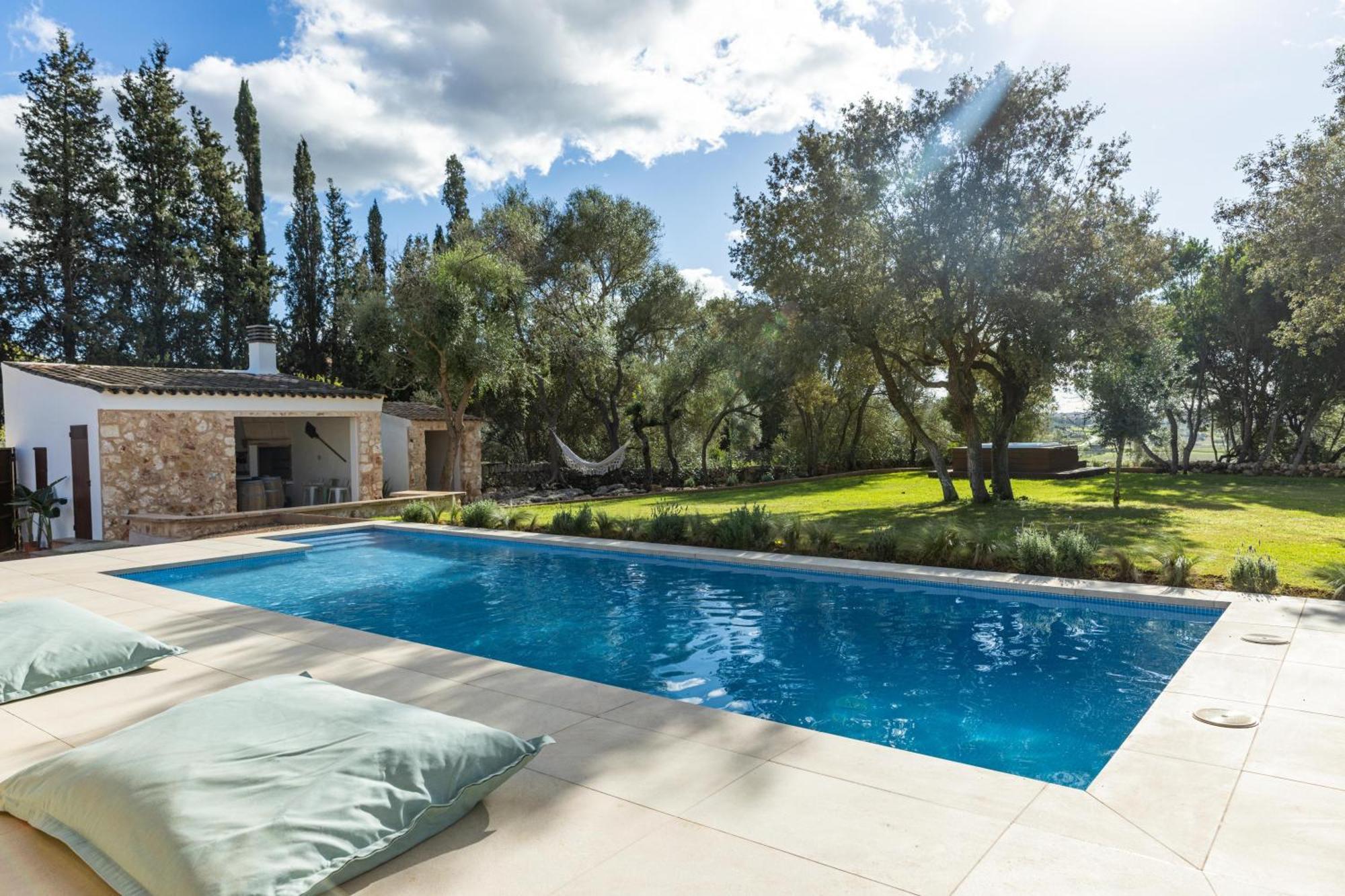 Es Mirador De Vernissa Jacuzzi Sauna Y Piscina Santa Margalida Dış mekan fotoğraf